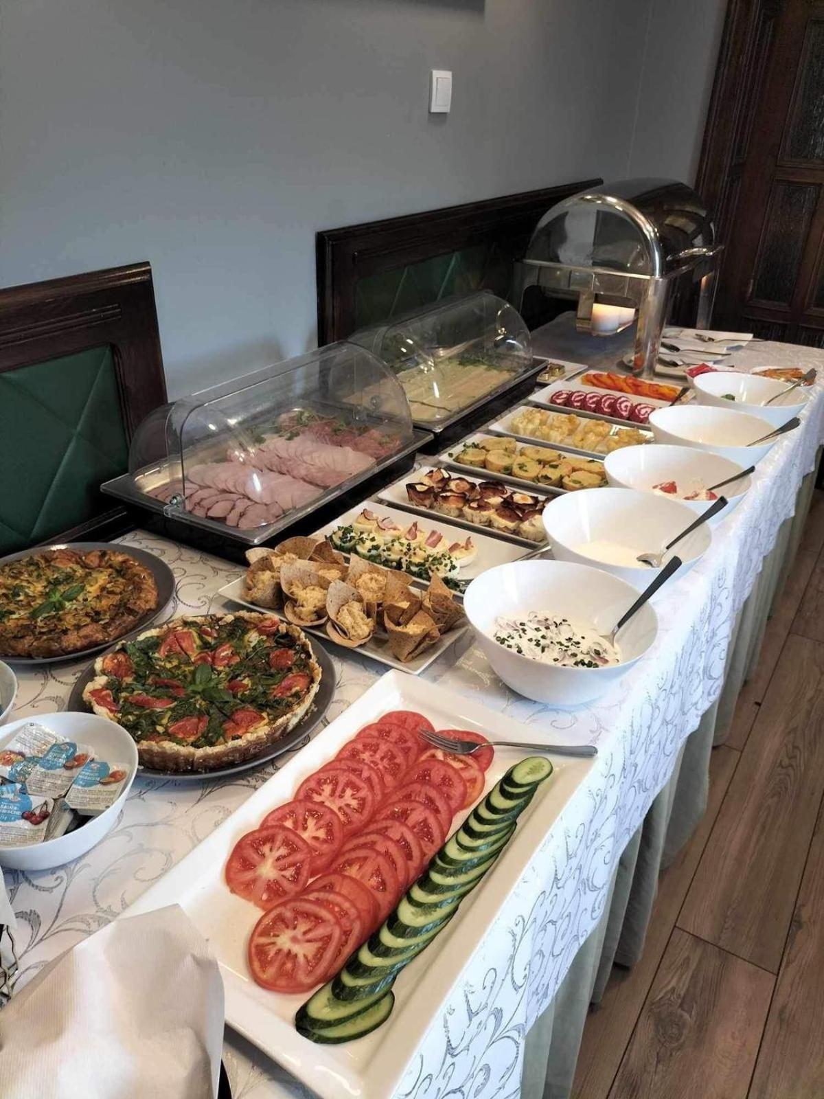 Hotel Kresowianka 科宁 外观 照片