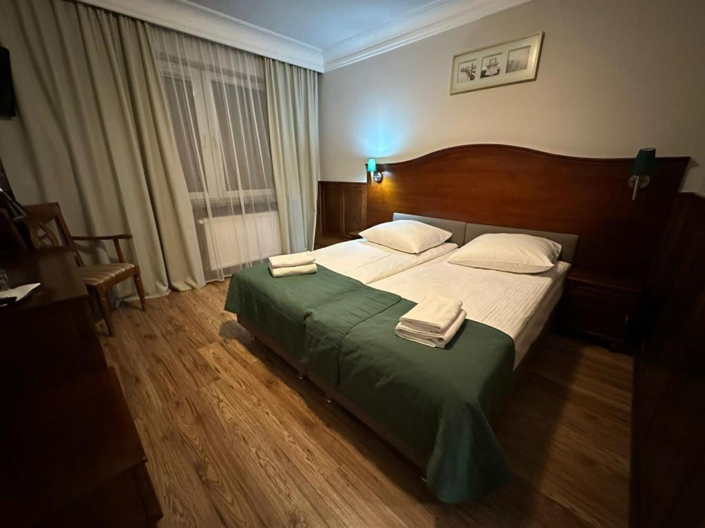 Hotel Kresowianka 科宁 外观 照片